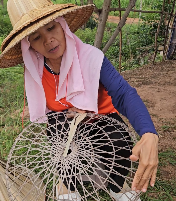 Wannapa - chapeaux en feuille de palmier