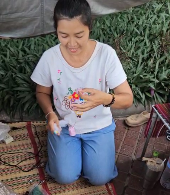 Chotika artisan thaï – sacs tissés en jacinthe d’eau à Khon Kaen